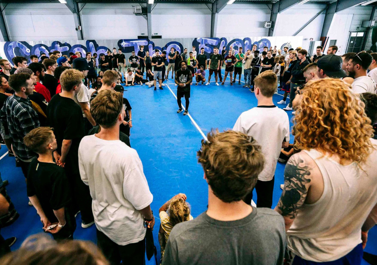 Fotorelacja z Catch The Flava 2019. Tancerze zgromadzeni na jednej z hal sportowych AWF Kraków.